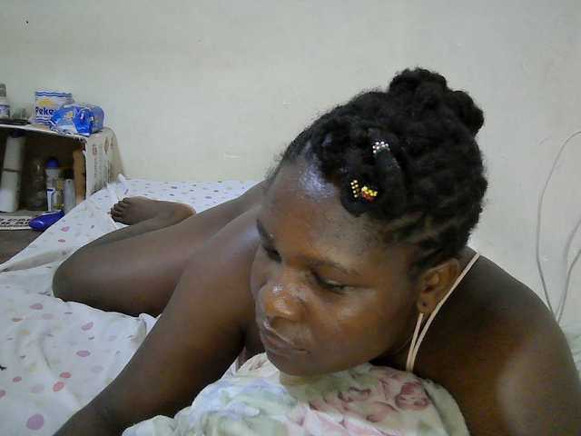 adara-lee live cam on BongaCams