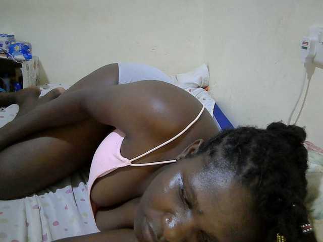 adara-lee live cam on BongaCams