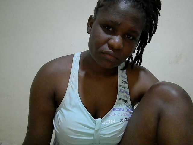 adara-lee live cam on BongaCams