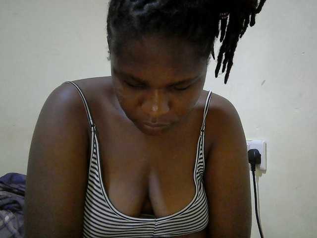 adara-lee live cam on BongaCams