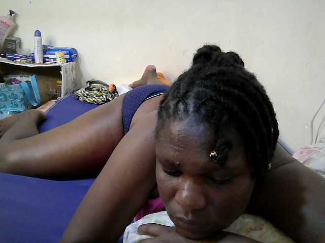 adara-lee live cam on UnifiedCams