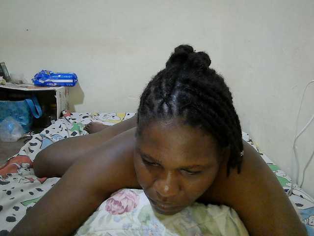 adara-lee live cam on UnifiedCams
