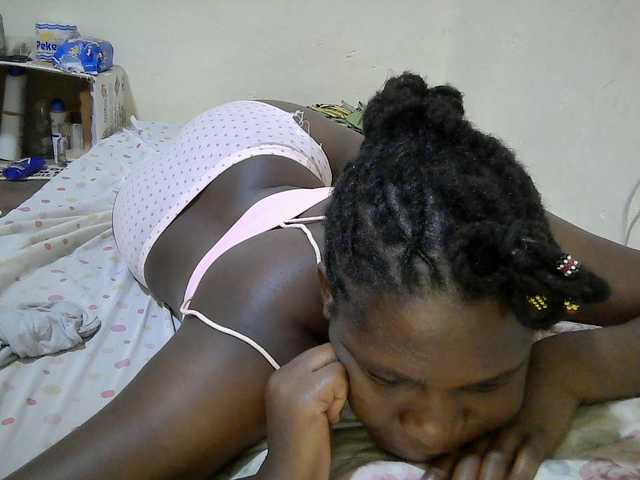 adara-lee live cam on BongaCams