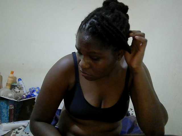 adara-lee live cam on UnifiedCams