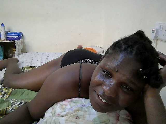 adara-lee live cam on UnifiedCams