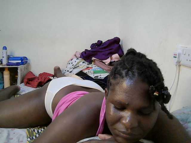 adara-lee live cam on UnifiedCams
