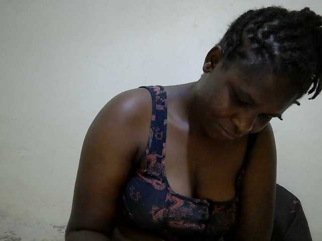 adara-lee live cam on BongaCams