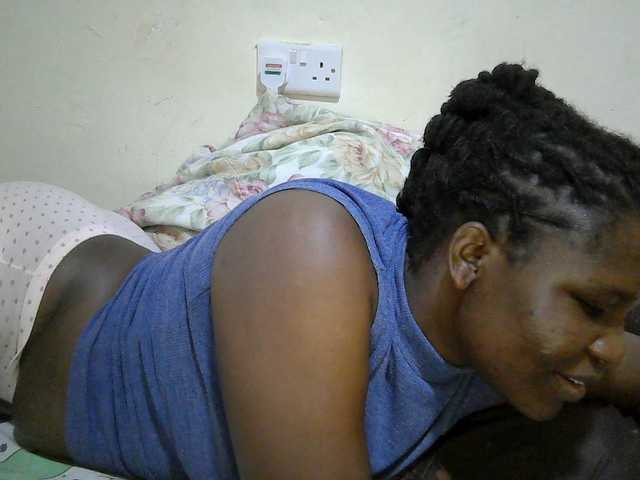 adara-lee live cam on BongaCams