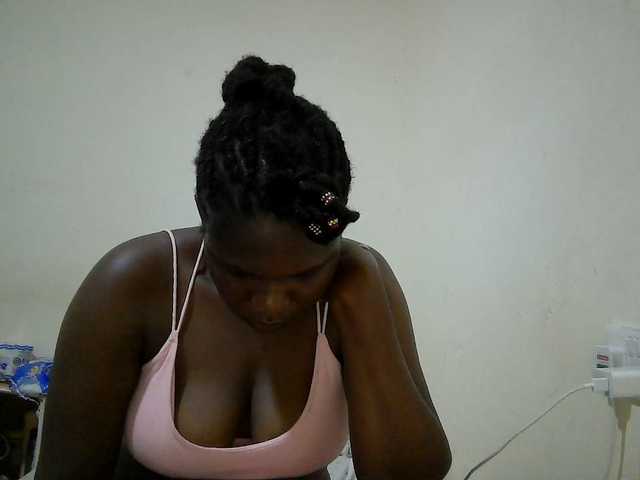 adara-lee live cam on BongaCams