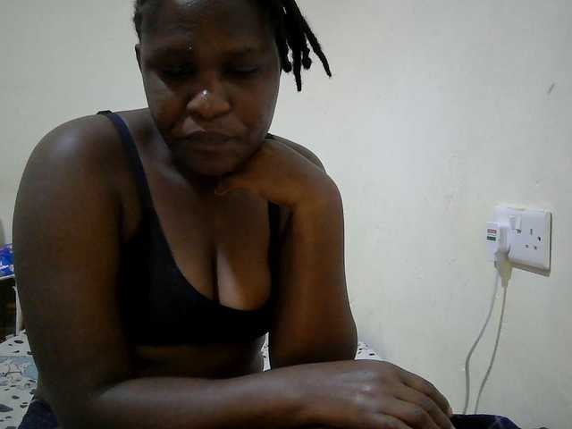 adara-lee live cam on UnifiedCams