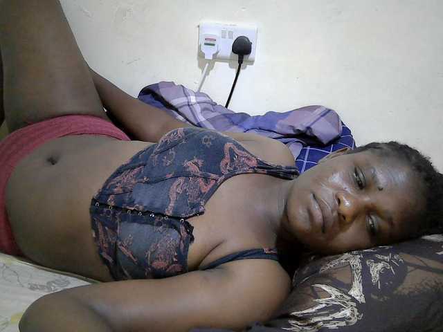 adara-lee live cam on BongaCams