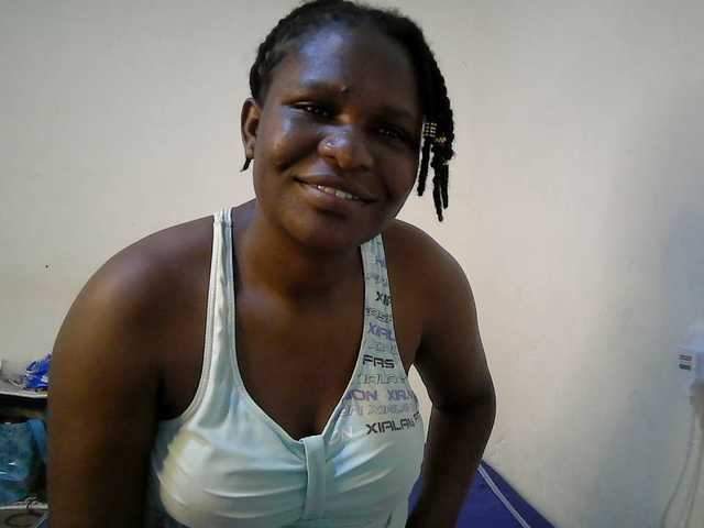 adara-lee live cam on UnifiedCams