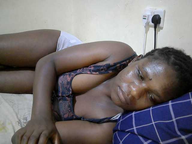 adara-lee live cam on BongaCams
