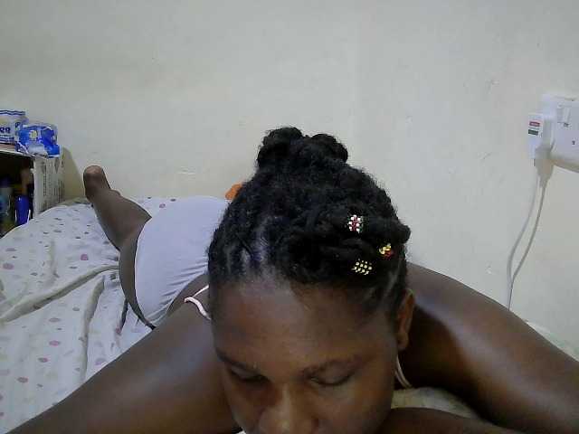 adara-lee live cam on BongaCams