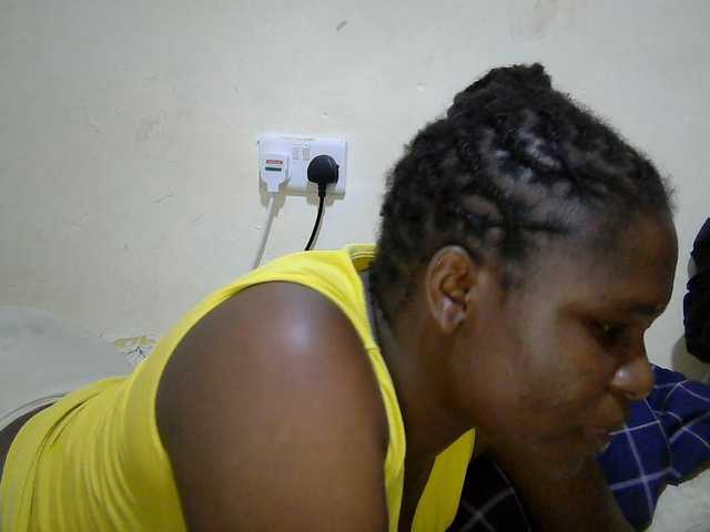 adara-lee live cam on BongaCams