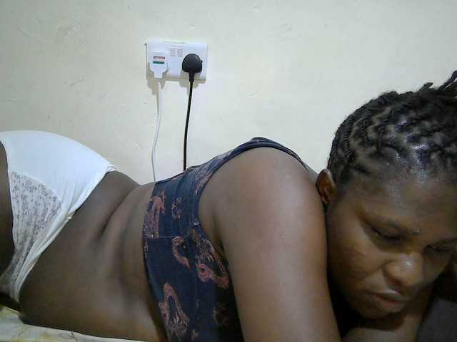 adara-lee live cam on BongaCams