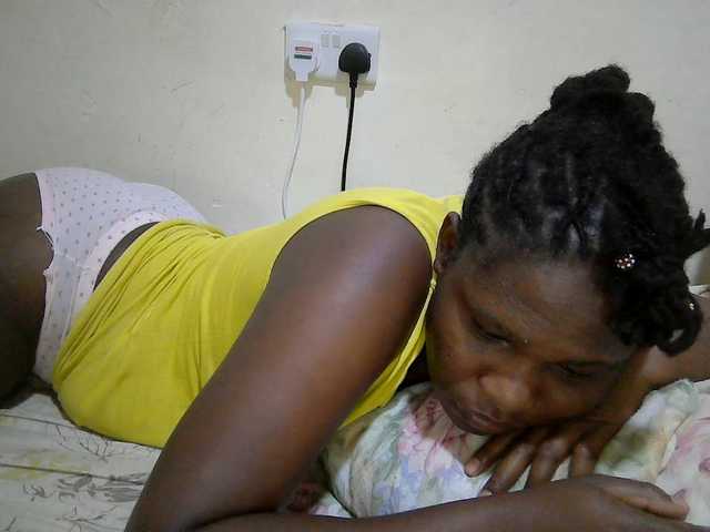 adara-lee live cam on BongaCams