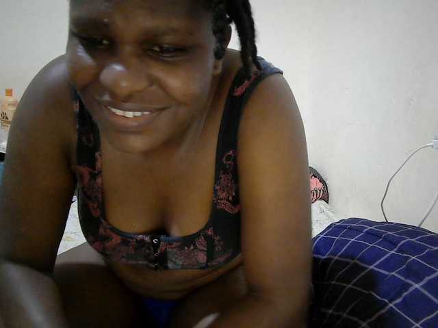adara-lee live cam on UnifiedCams