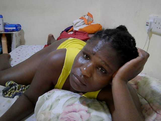 adara-lee live cam on UnifiedCams