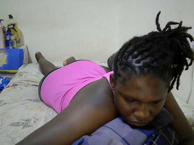 adara-lee live cam on BongaCams