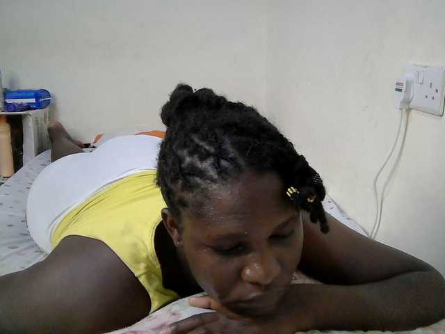 adara-lee live cam on UnifiedCams
