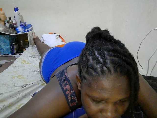 adara-lee live cam on UnifiedCams