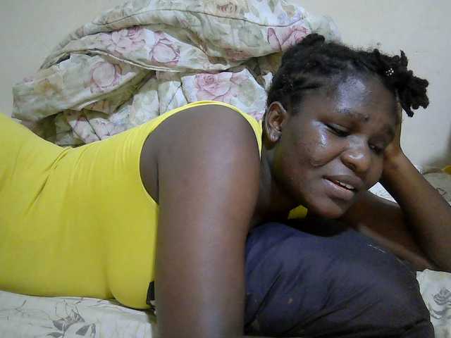adara-lee live cam on BongaCams