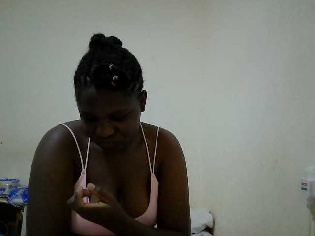 adara-lee live cam on BongaCams