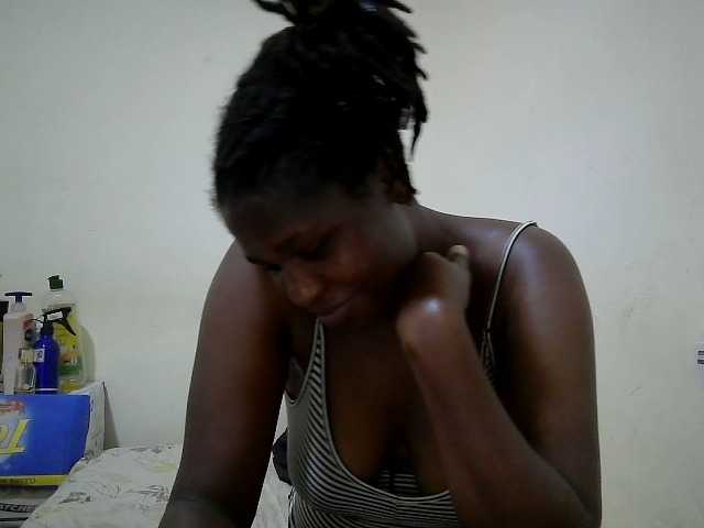 adara-lee live cam on BongaCams