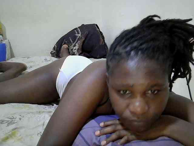 adara-lee webcam