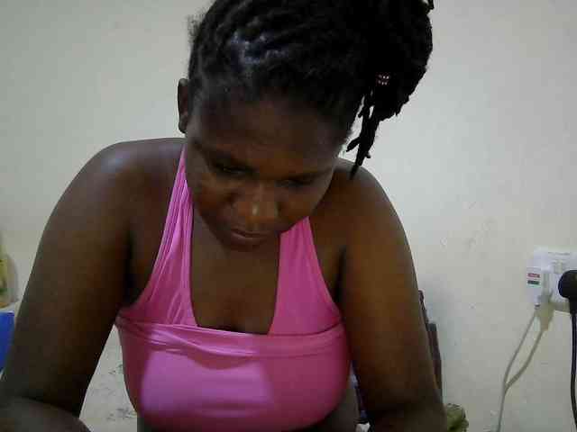 adara-lee webcam