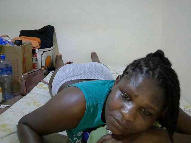 adara-lee webcam