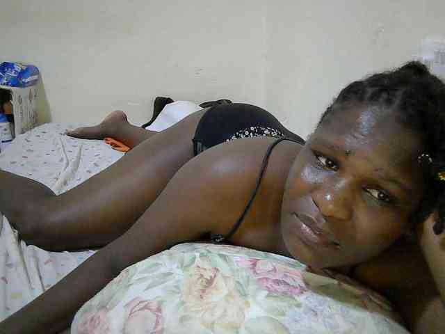 adara-lee webcam