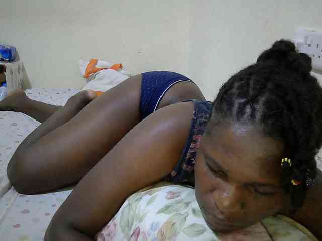 adara-lee webcam
