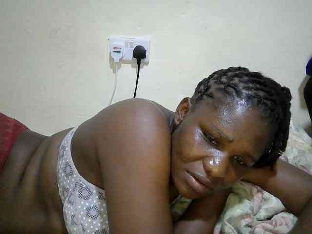 adara-lee webcam