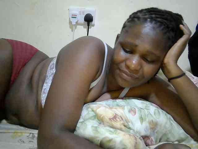 adara-lee webcam