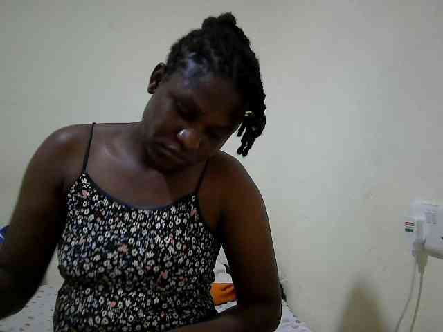 adara-lee webcam
