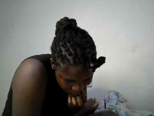 adara-lee webcam