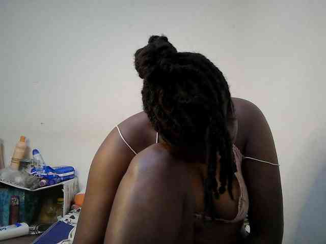 adara-lee webcam