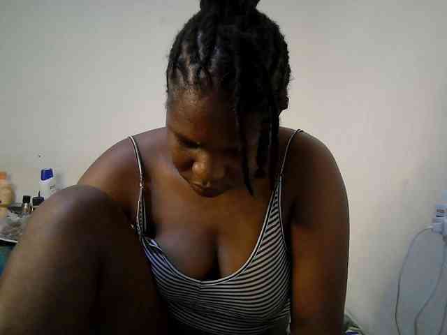 adara-lee webcam