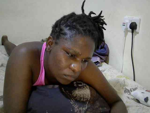 adara-lee webcam