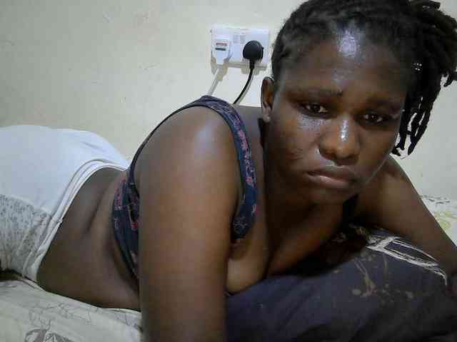 adara-lee webcam