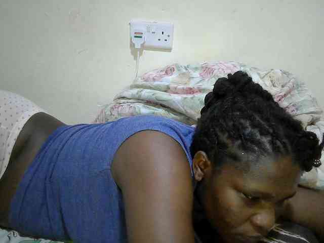 adara-lee webcam