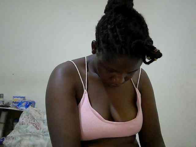 adara-lee webcam