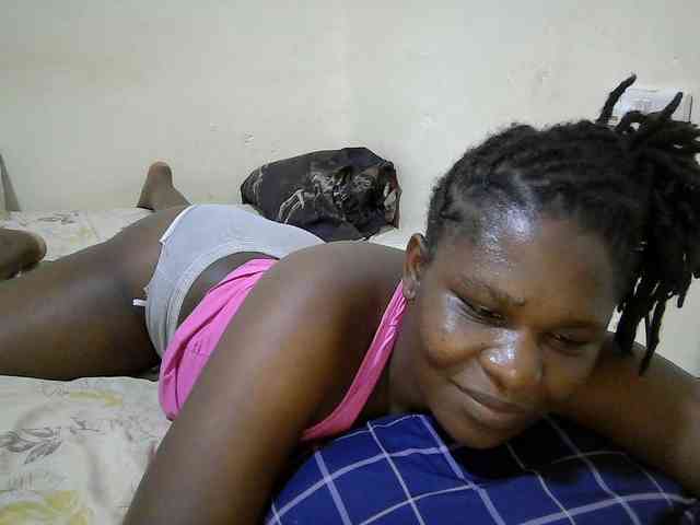 adara-lee webcam