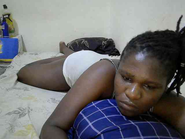 adara-lee webcam