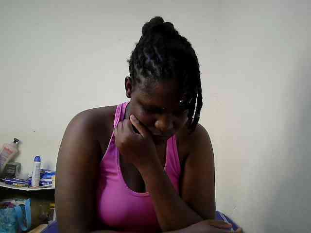 adara-lee webcam