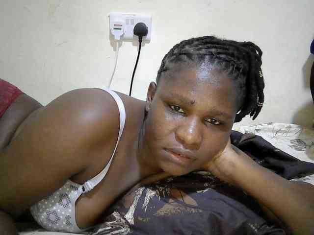 adara-lee webcam