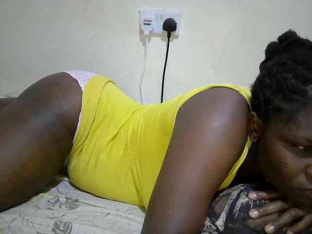 adara-lee webcam