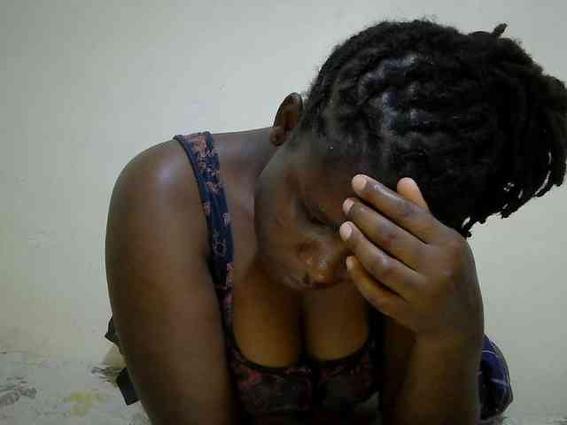 adara-lee webcam